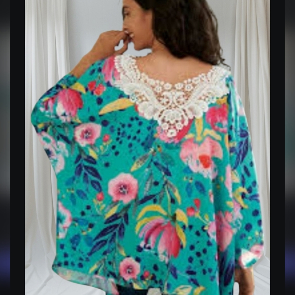 Anthropologie molie open front Fkoral  lace  Crochet detail  kimono